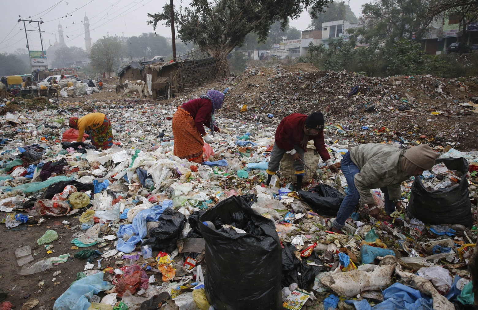 World's plastic waste could bury Manhattan 2 miles deep